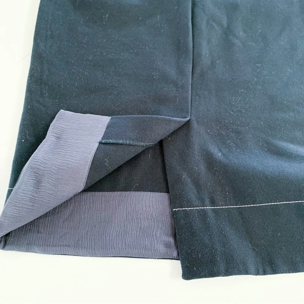 PRADA Black Knee-Length Skirt IT40/S